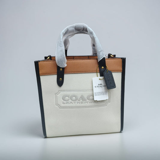 Coach Field Tote chalk Brass